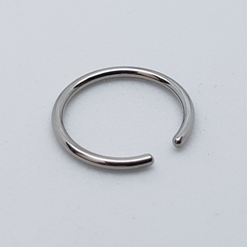 18g Captive Bead Ring