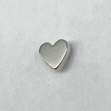 Load image into Gallery viewer, Tiny Flat Heart Threadless End